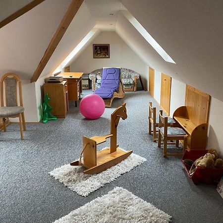 Ferienwohnung Unter Dem Schild Oberfell エクステリア 写真
