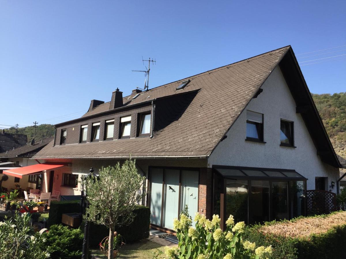 Ferienwohnung Unter Dem Schild Oberfell エクステリア 写真