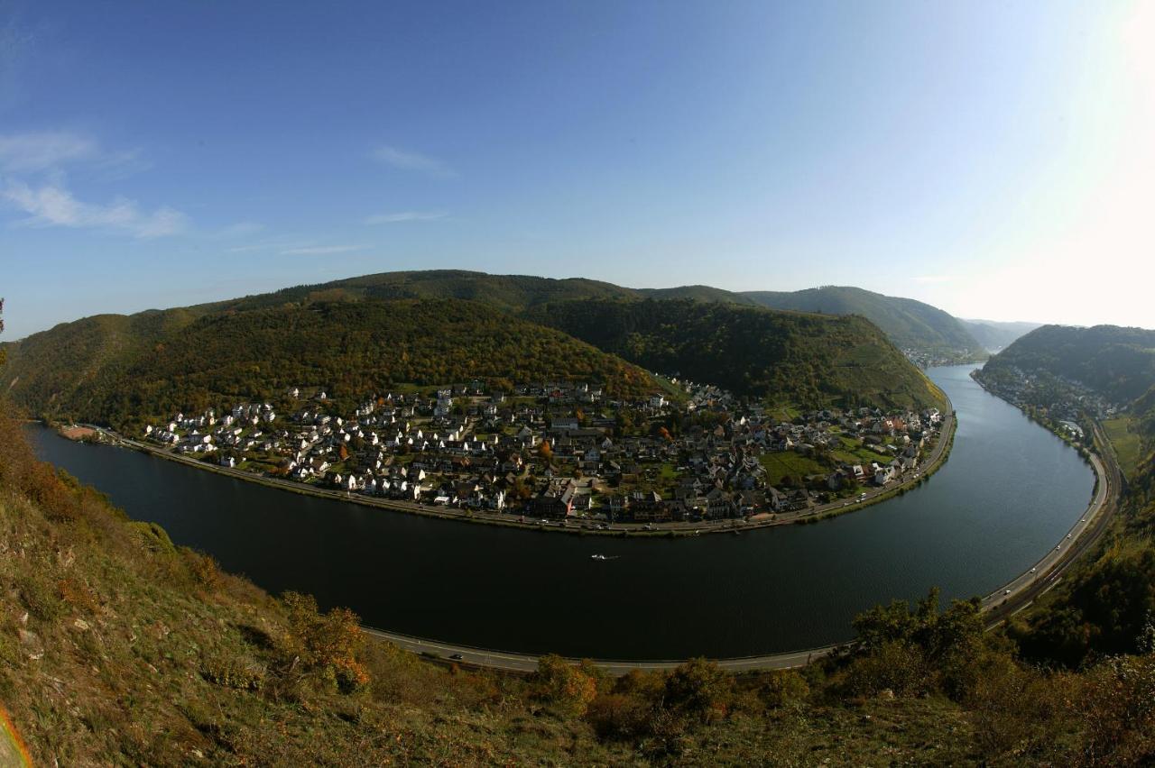 Ferienwohnung Unter Dem Schild Oberfell エクステリア 写真